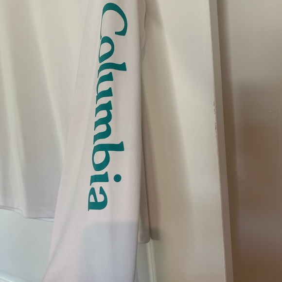 2 Columbia beach covers, light weight, sun protection - Picture 2 of 4